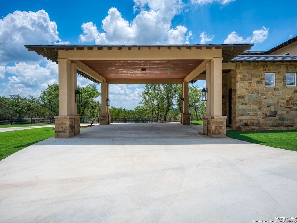 Scenic splendor expansive property with rolling hills and views for 4. 75 million 9