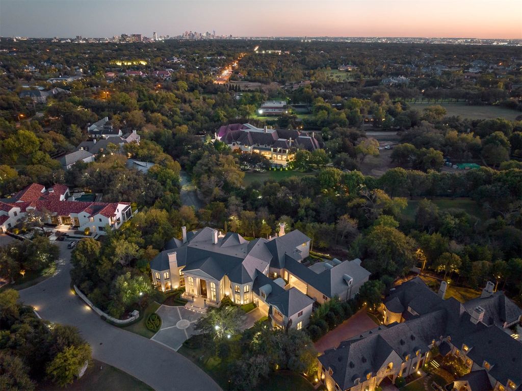 Unparalleled elegance magnificent estate designed by greg alford asking 14. 5 million 40