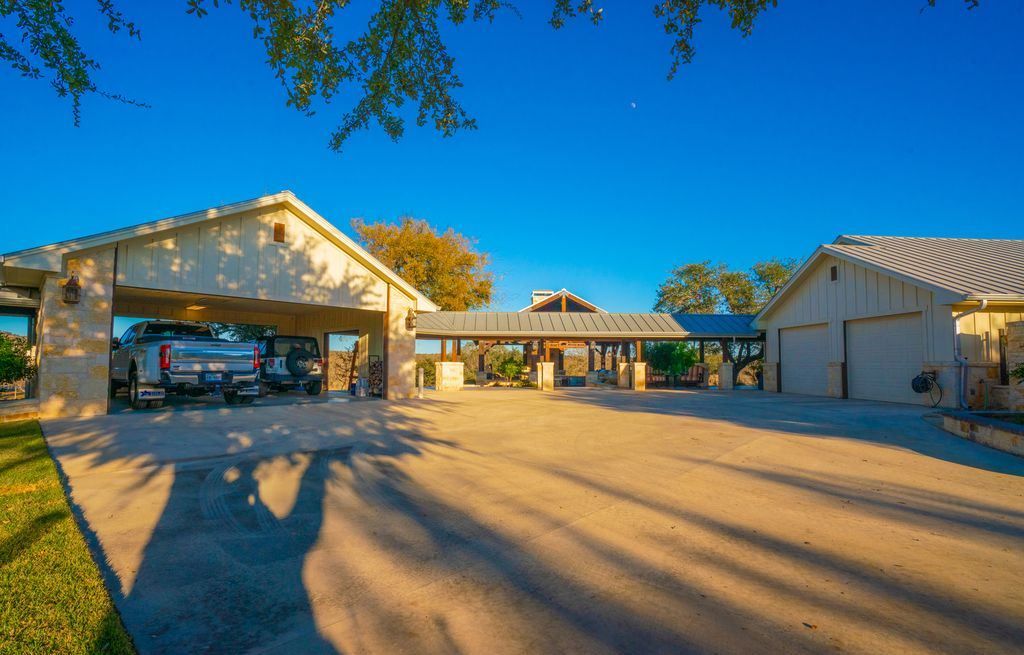 Unparalleled views 51 acre hill country ranch on the market for 3. 27 million 26