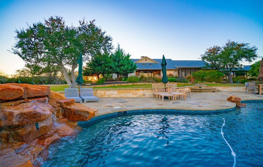 Unparalleled views 51 acre hill country ranch on the market for 3. 27 million 34