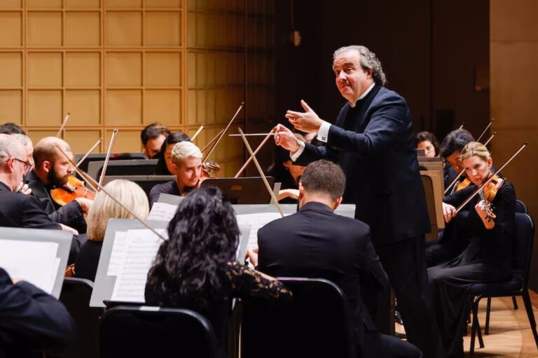 Dallas Symphony Orchestra: An Evening of Elegance and Music