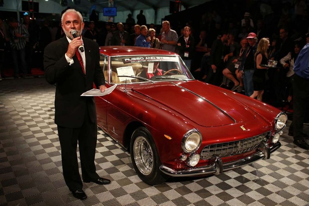 How to buy your next classic car at an auction 1476934648023