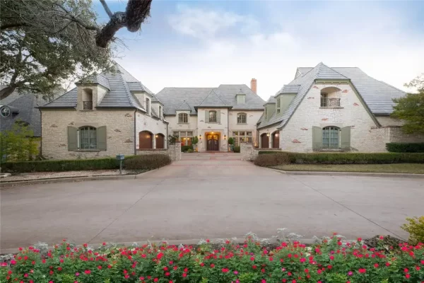 A Private Retreat: Stunning $3.9M Estate in Gated Lake Forest, Preston Hollow