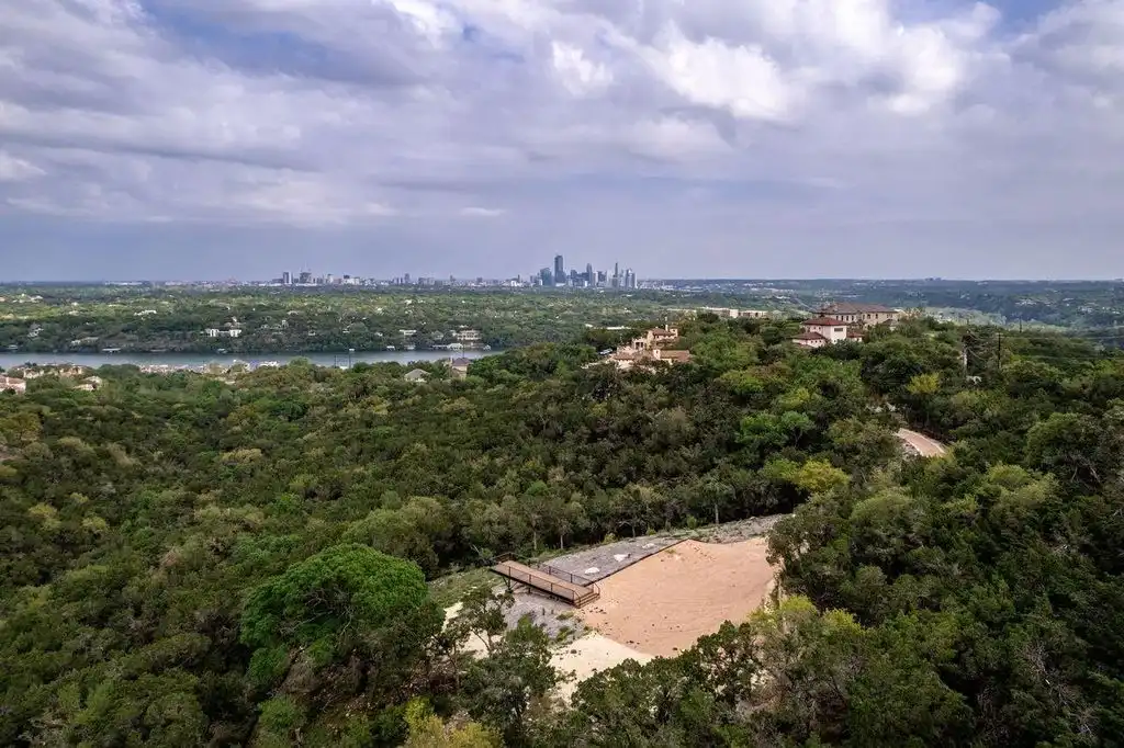 1529 mount larson rd expansive estate lot with sweeping downtown lake austin views – 4990000 27