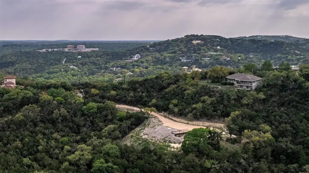 1529 mount larson rd expansive estate lot with sweeping downtown lake austin views – 4990000 28