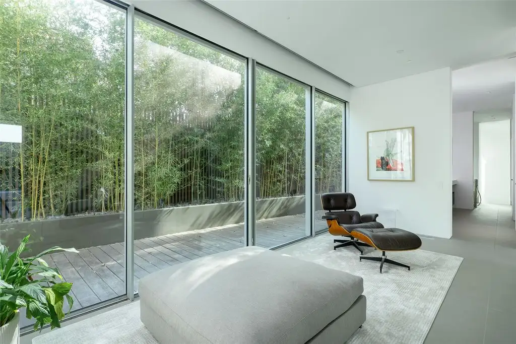 4208 beverly dr a contemporary marvel by lionel morrison hits the market for 10995000 16