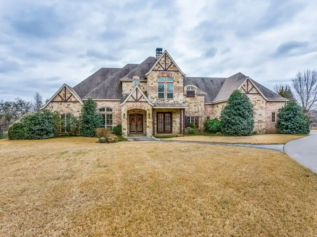 8341 ashbriar ln a private 8 acre luxury estate in ashbriar – asking 2. 1 million 2