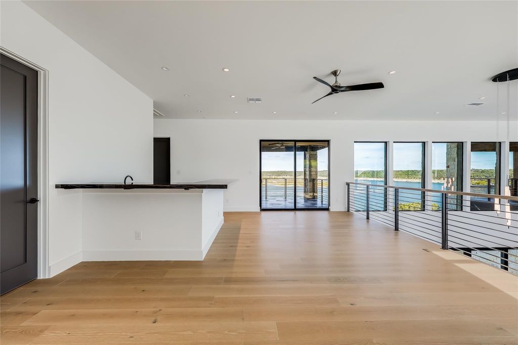 A vision of contemporary elegance exclusive modern lakefront residence for 3. 9999 million 11