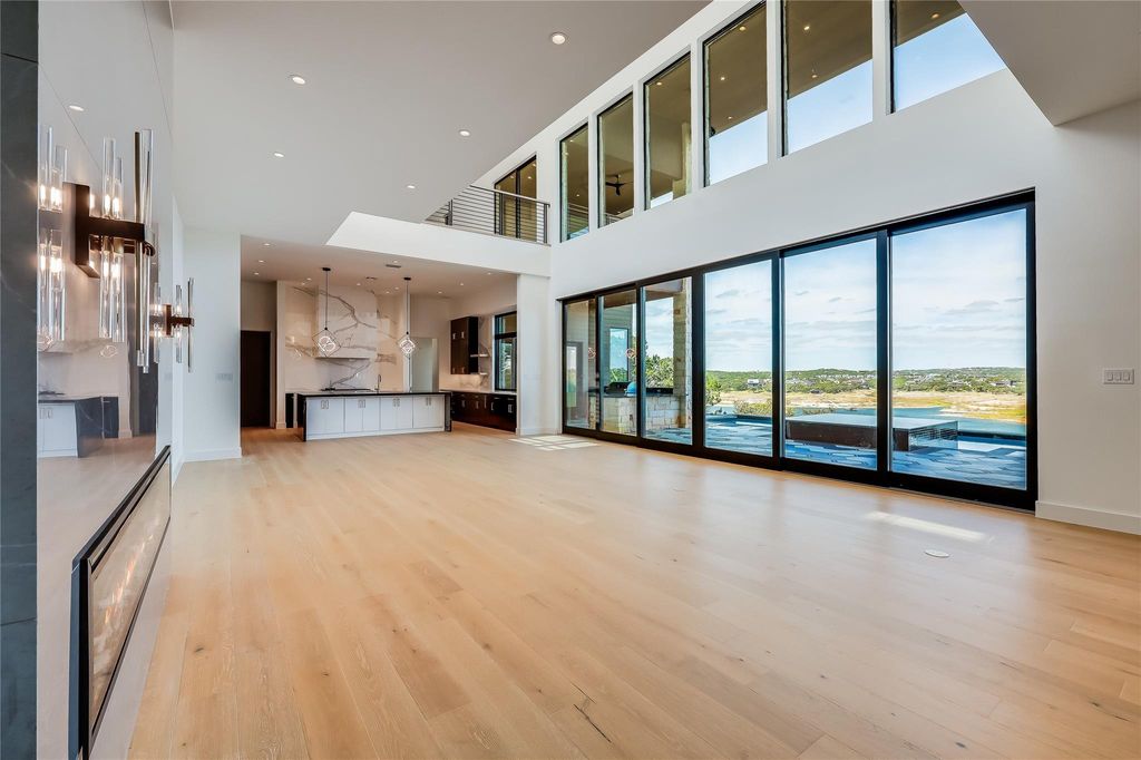 A vision of contemporary elegance exclusive modern lakefront residence for 3. 9999 million 22