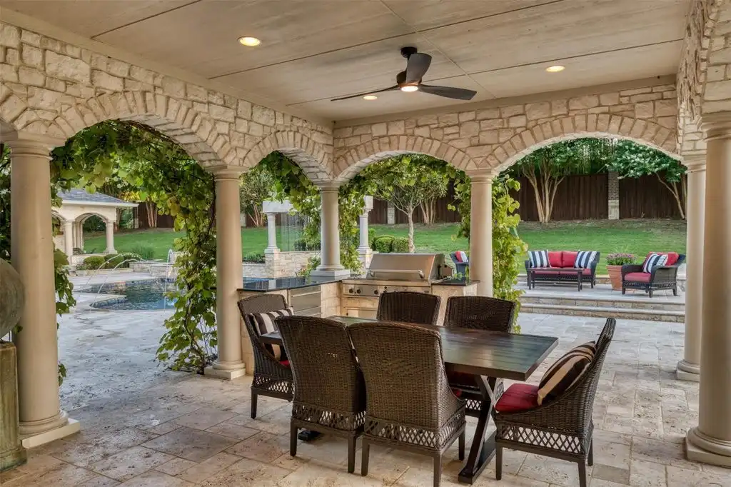 Exquisite 2. 5 acre estate in the prestigious hills of buffalo creek listed for 2695000 26