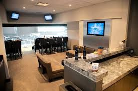 The Dallas Cowboys VIP Experience: From Luxury Suites to Field Access